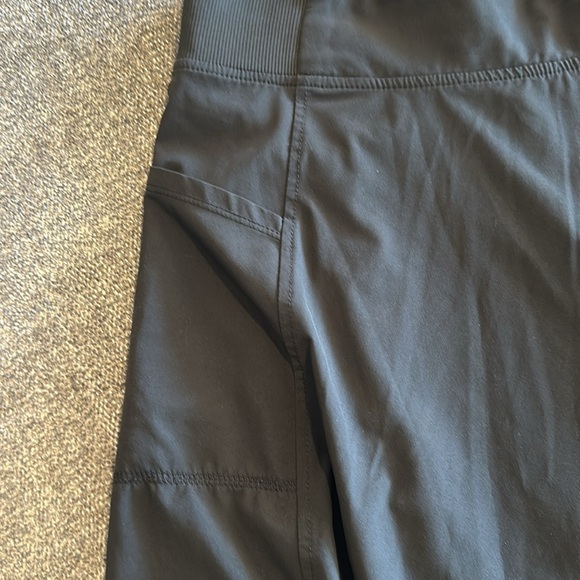 32 Degrees Cool Black Skort size M - Picture 3 of 5